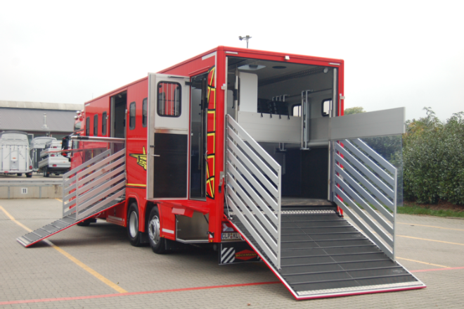 Big Equipe S 10.26